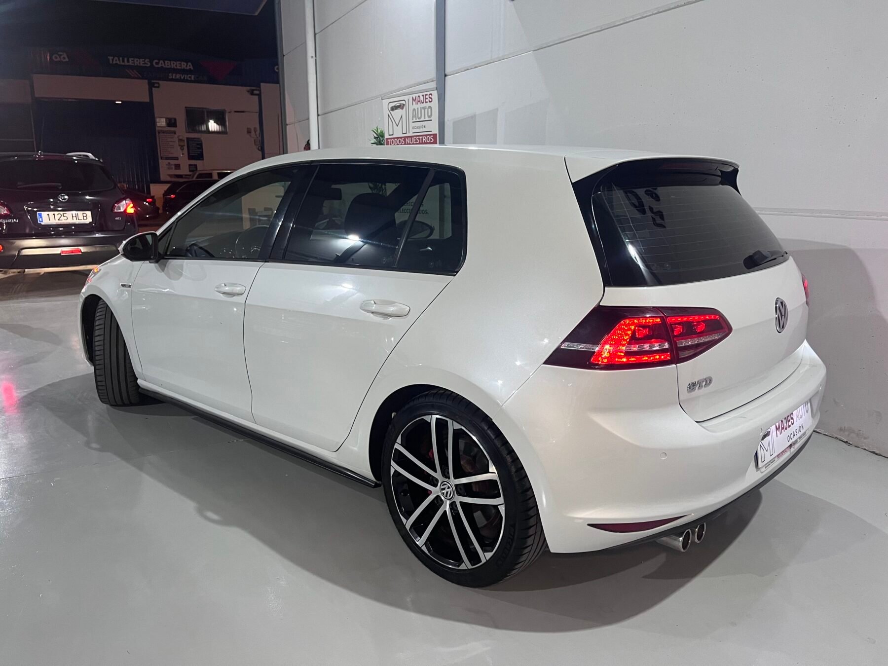 VOLKSWAGEN Golf VII GTD