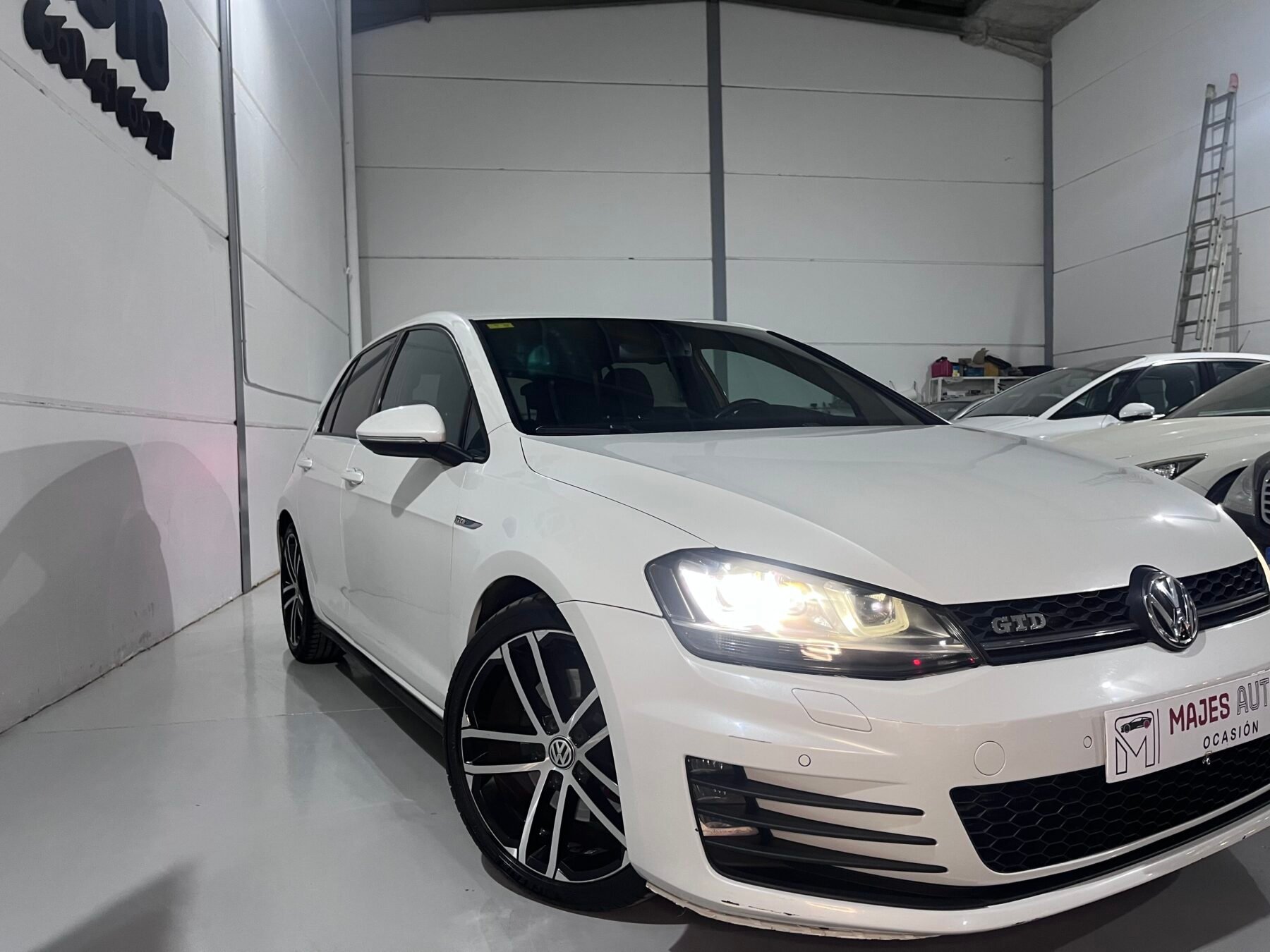 VOLKSWAGEN Golf VII GTD