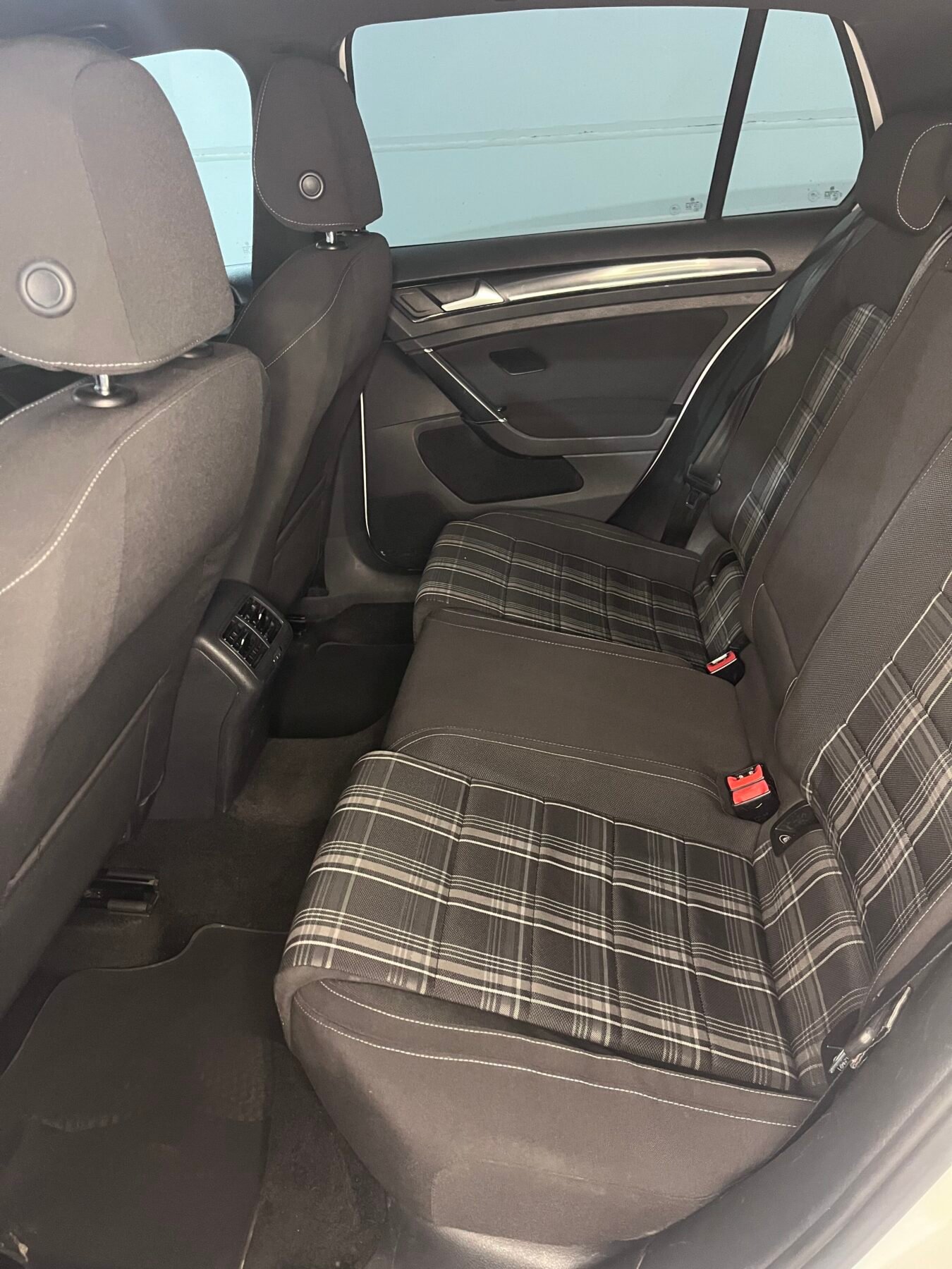 VOLKSWAGEN Golf VII GTD