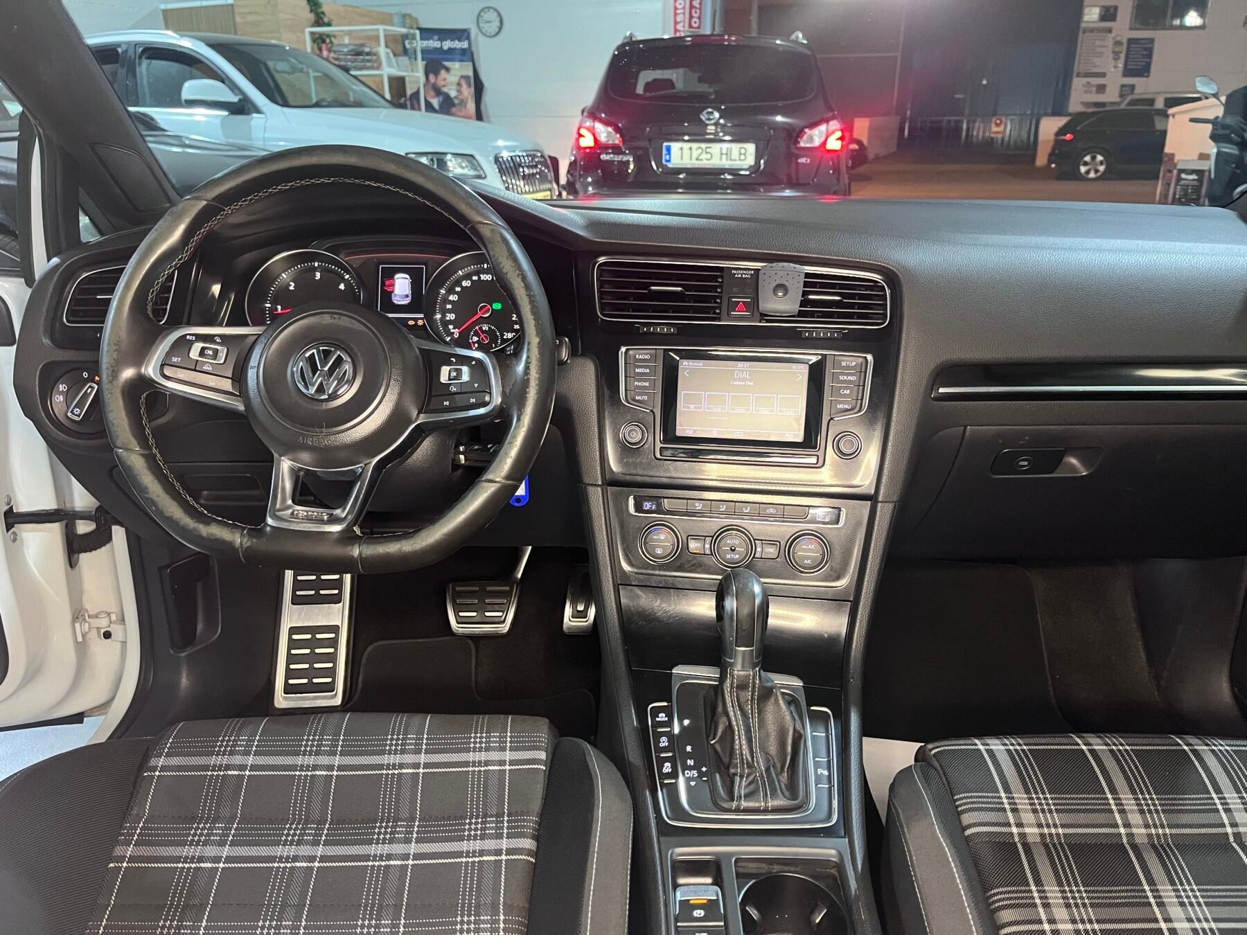 VOLKSWAGEN Golf VII GTD