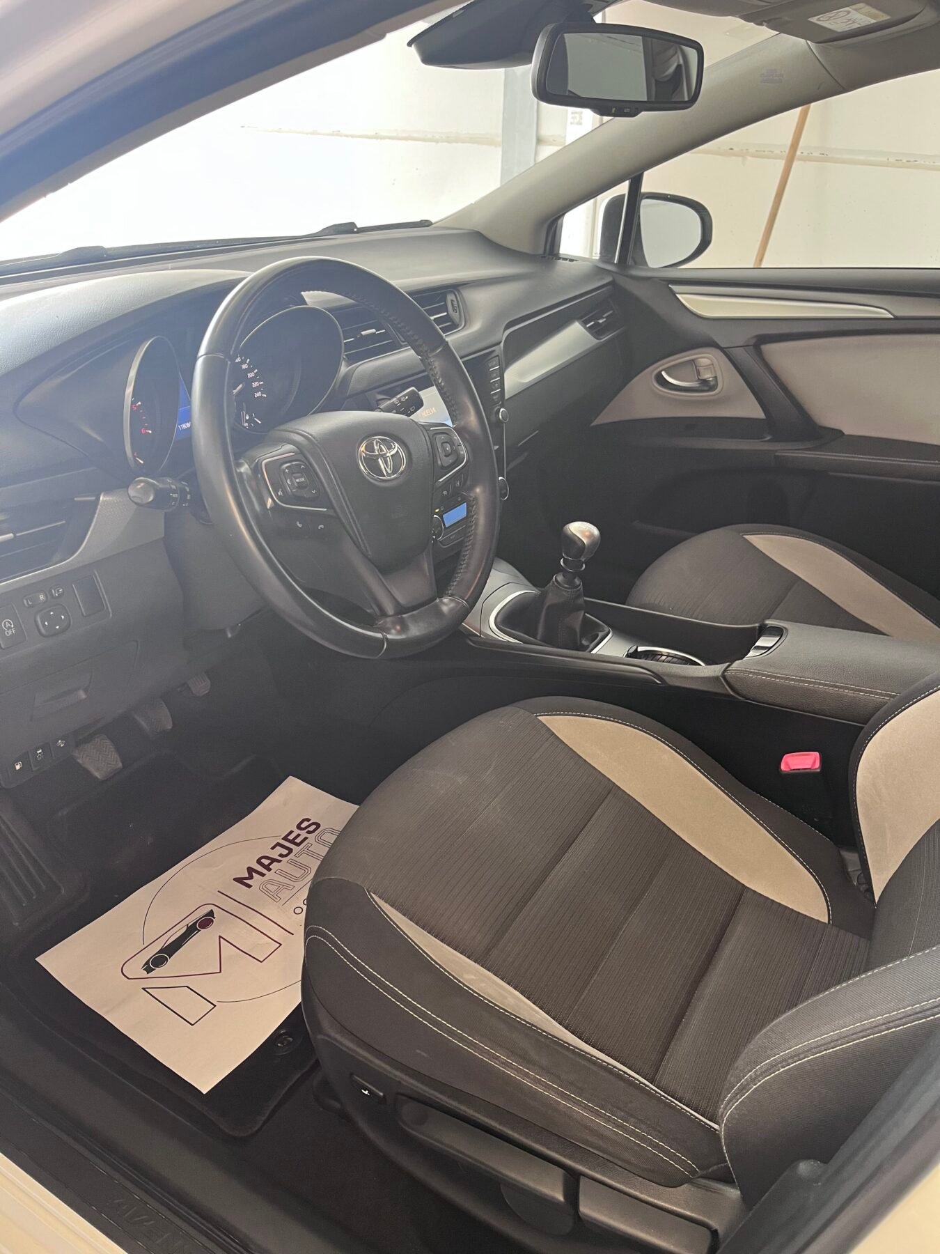 TOYOTA Avensis 2.0 d4d