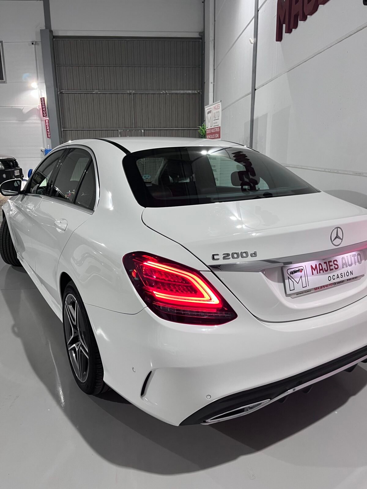 MERCEDES-BENZ Clase C C200d 160cv auto
