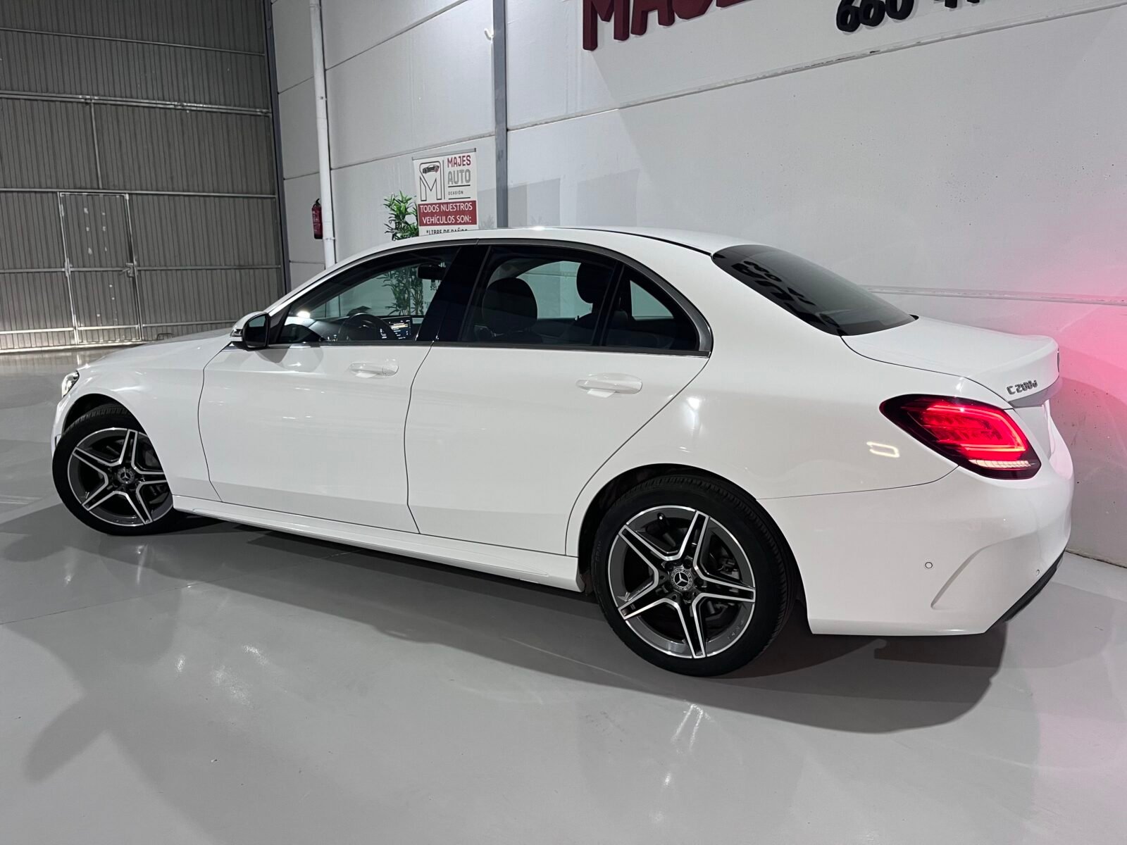 MERCEDES-BENZ Clase C C200d 160cv auto