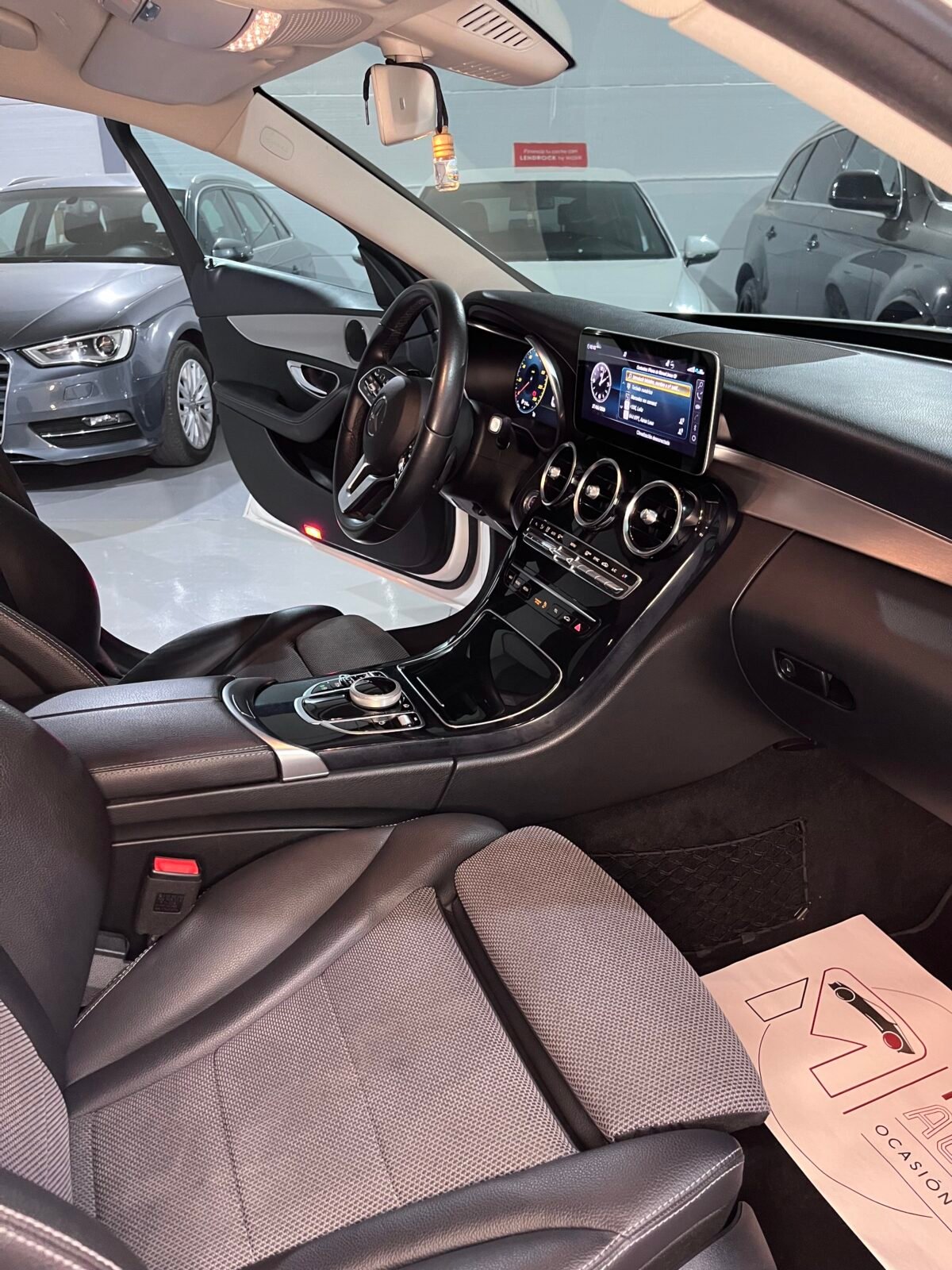 MERCEDES-BENZ Clase C C200d 160cv auto